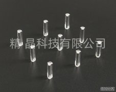 Que kim cương xanh hình dị dạng